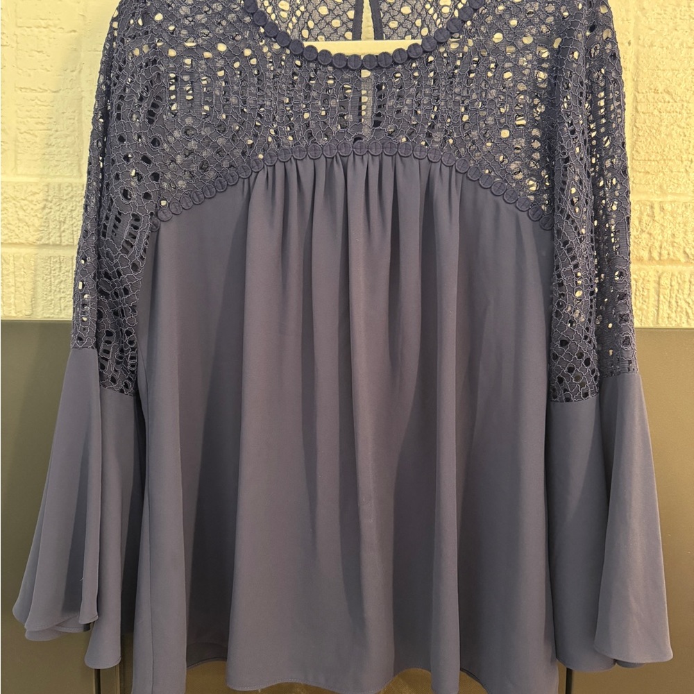 Lilly Pulitzer Amenna Flounce top in True Navy 14